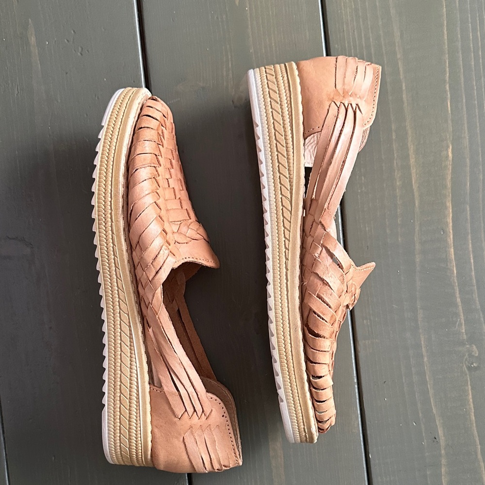 Braided Leather Huaraches Espadrilles Flats in Tan - Picture 5 of 10